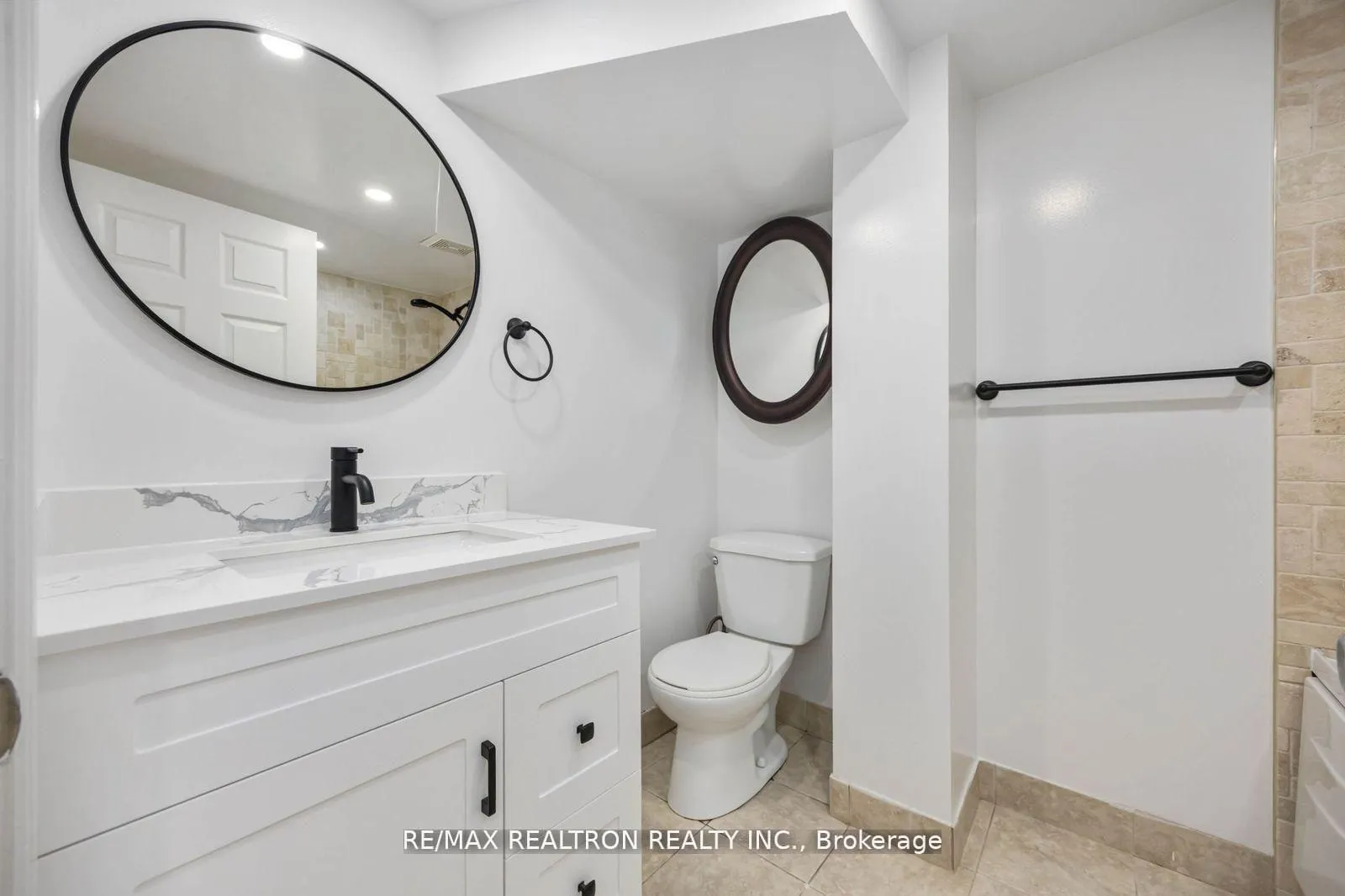 Photo 39 of 40 Highland Park Boulevard, Markham, Grandview — HOMEH