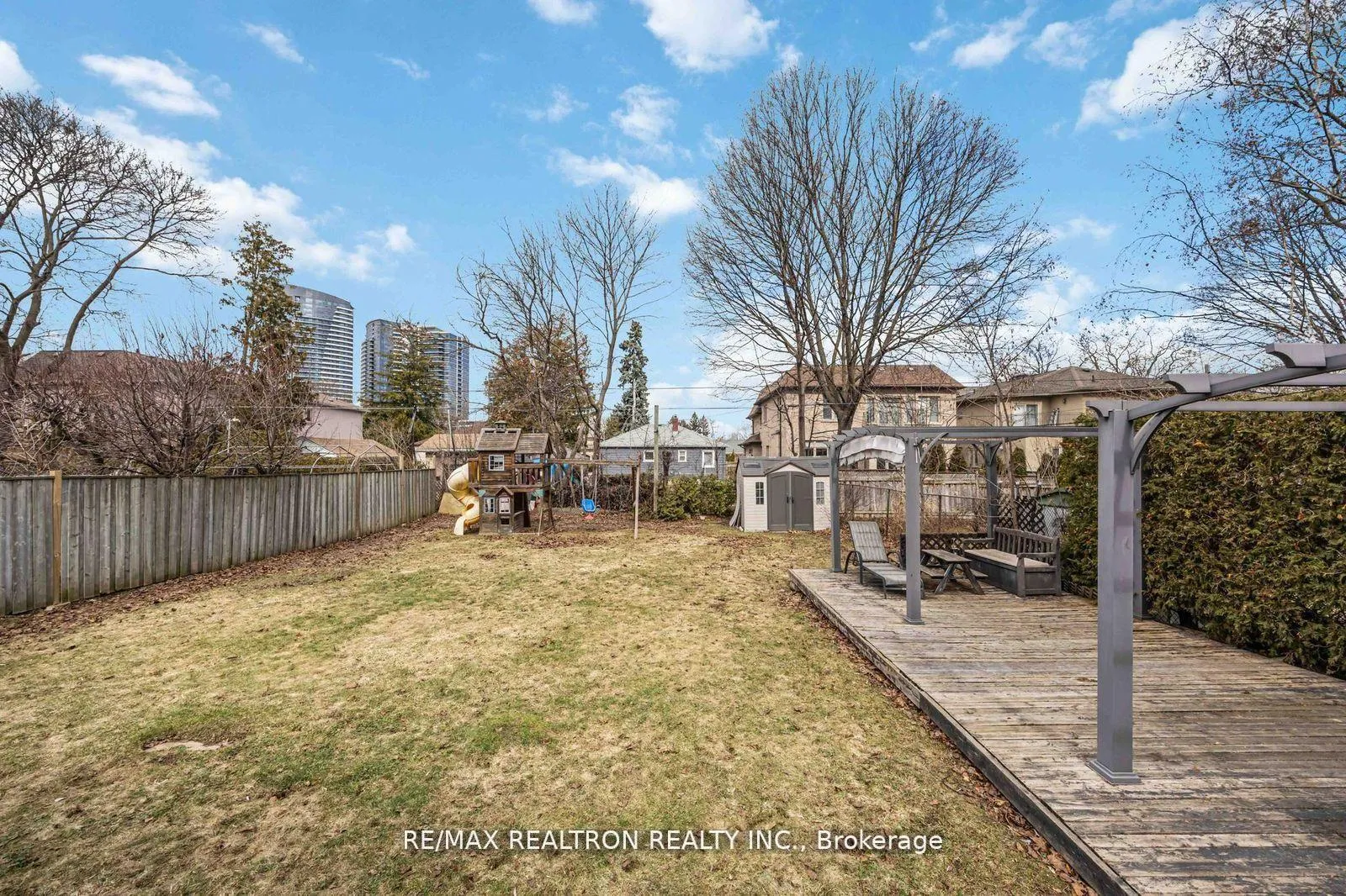 Photo 43 of 40 Highland Park Boulevard, Markham, Grandview — HOMEH