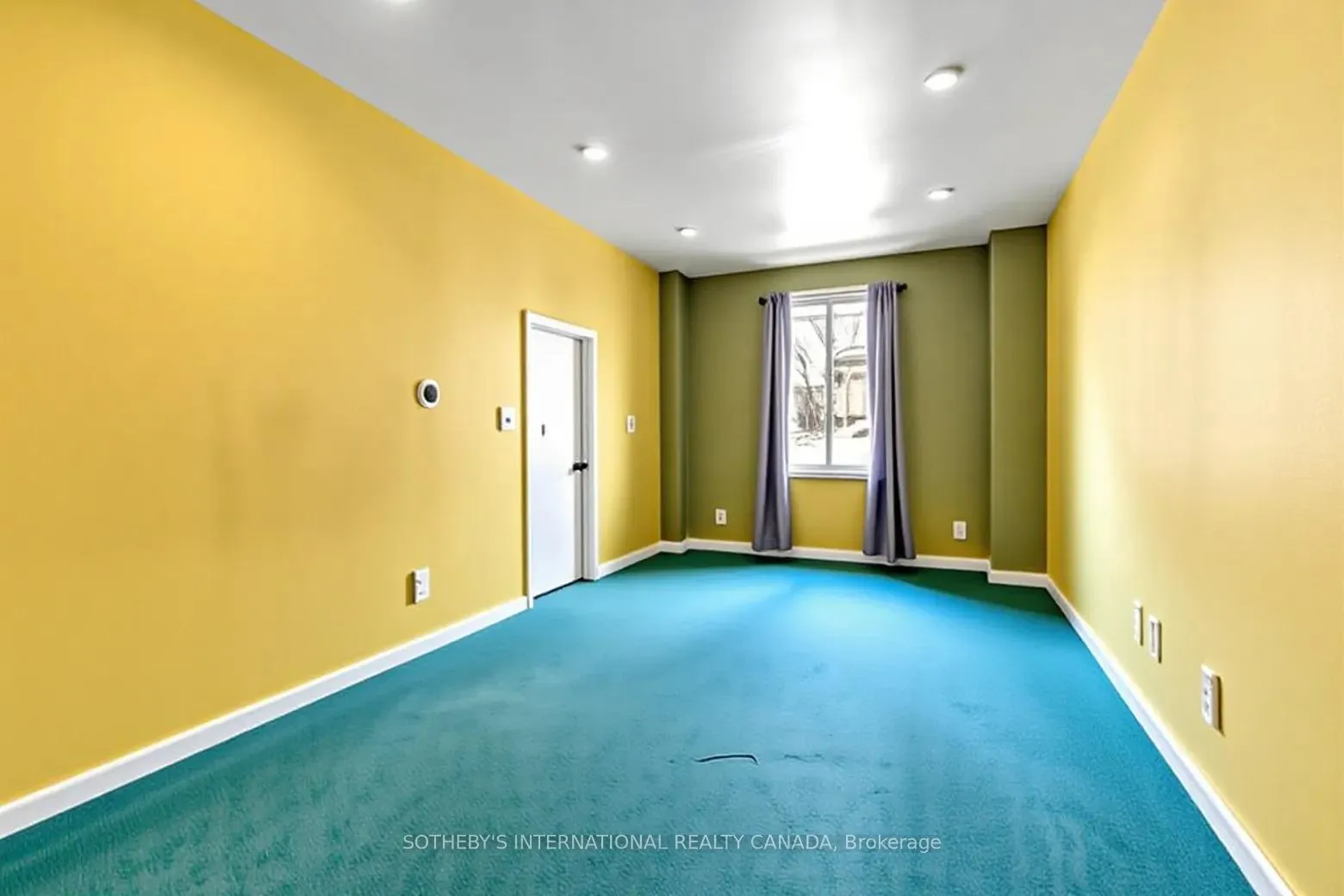 Photo 3 of 243 Gerrard Street E, Toronto, Moss Park — HOMEH