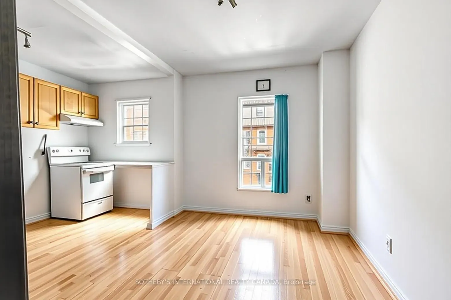 Photo 27 of 243 Gerrard Street E, Toronto, Moss Park — HOMEH