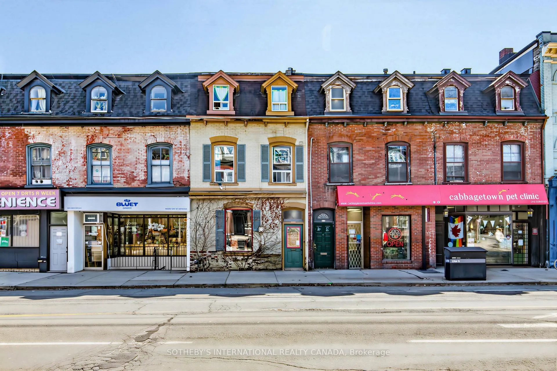 Photo 43 of 243 Gerrard Street E, Toronto, Moss Park — HOMEH