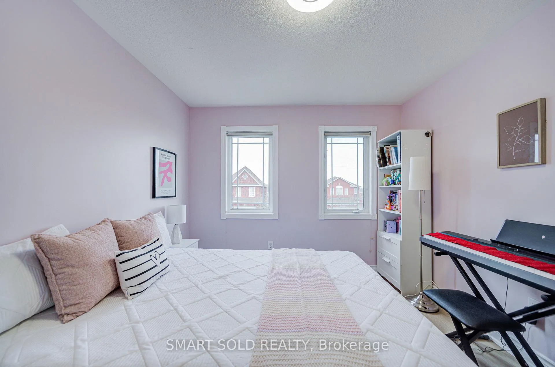 Photo 25 of 53 Cassia Crescent, Vaughan, Maple — HOMEH