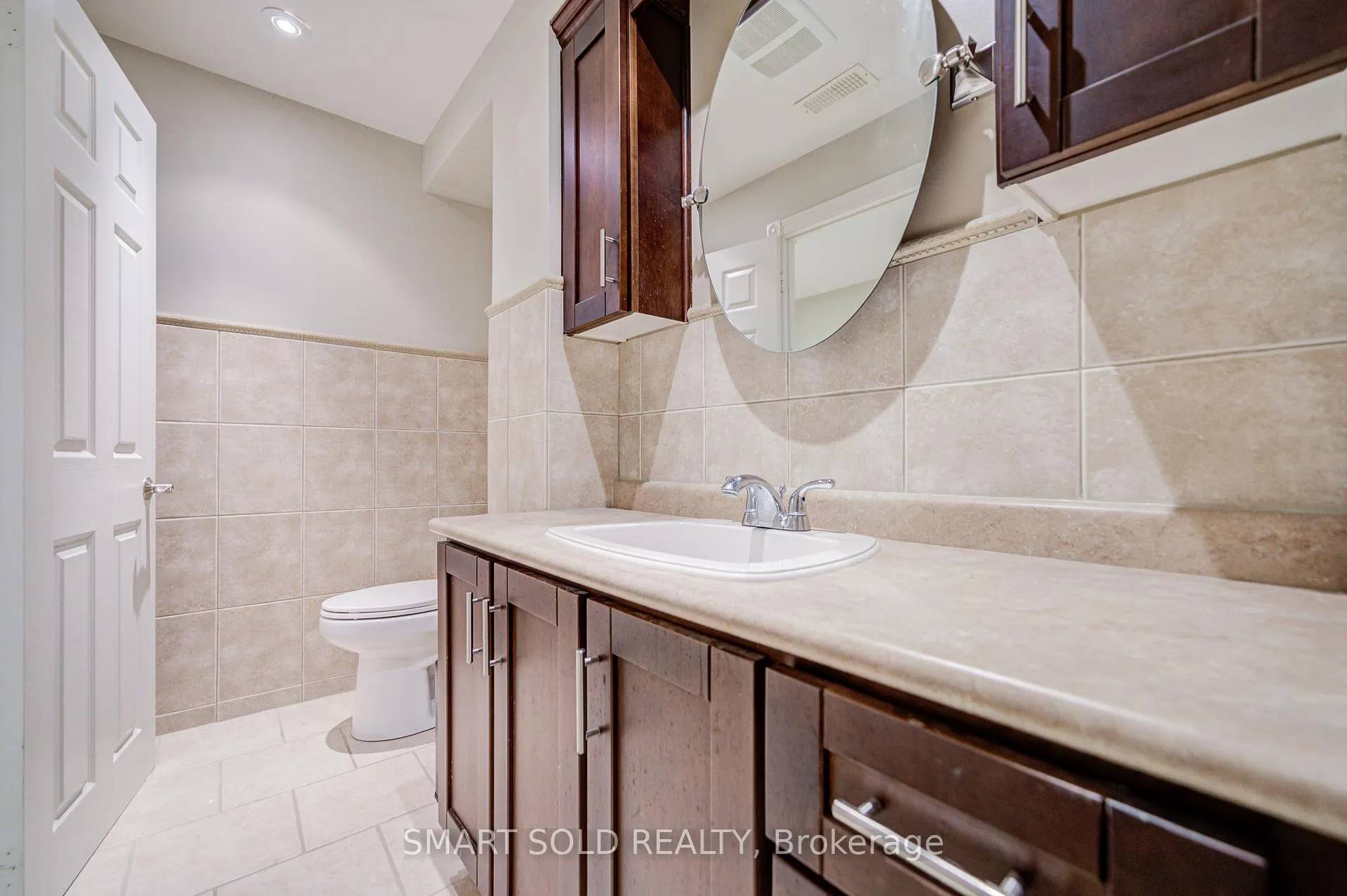 Photo 36 of 53 Cassia Crescent, Vaughan, Maple — HOMEH