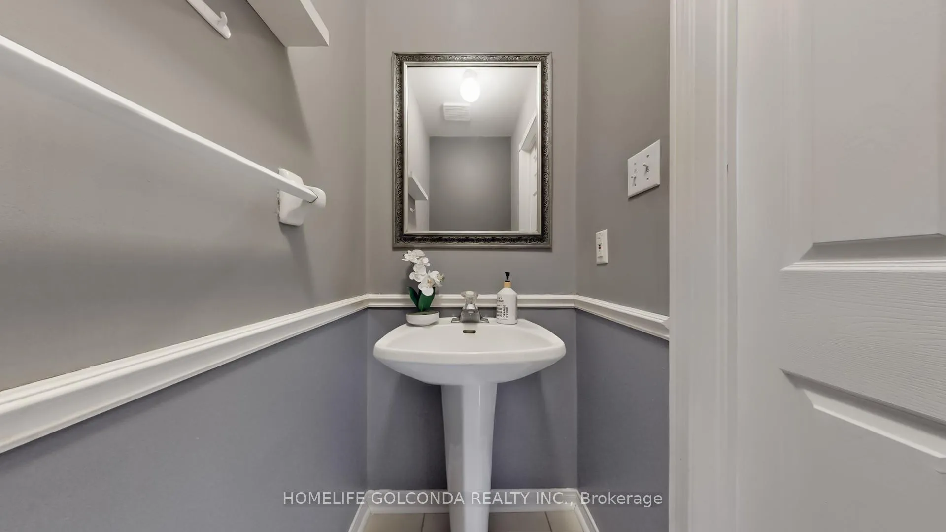 Photo 21 of 39 Etherington Crescent, Barrie, West Bayfield — HOMEH