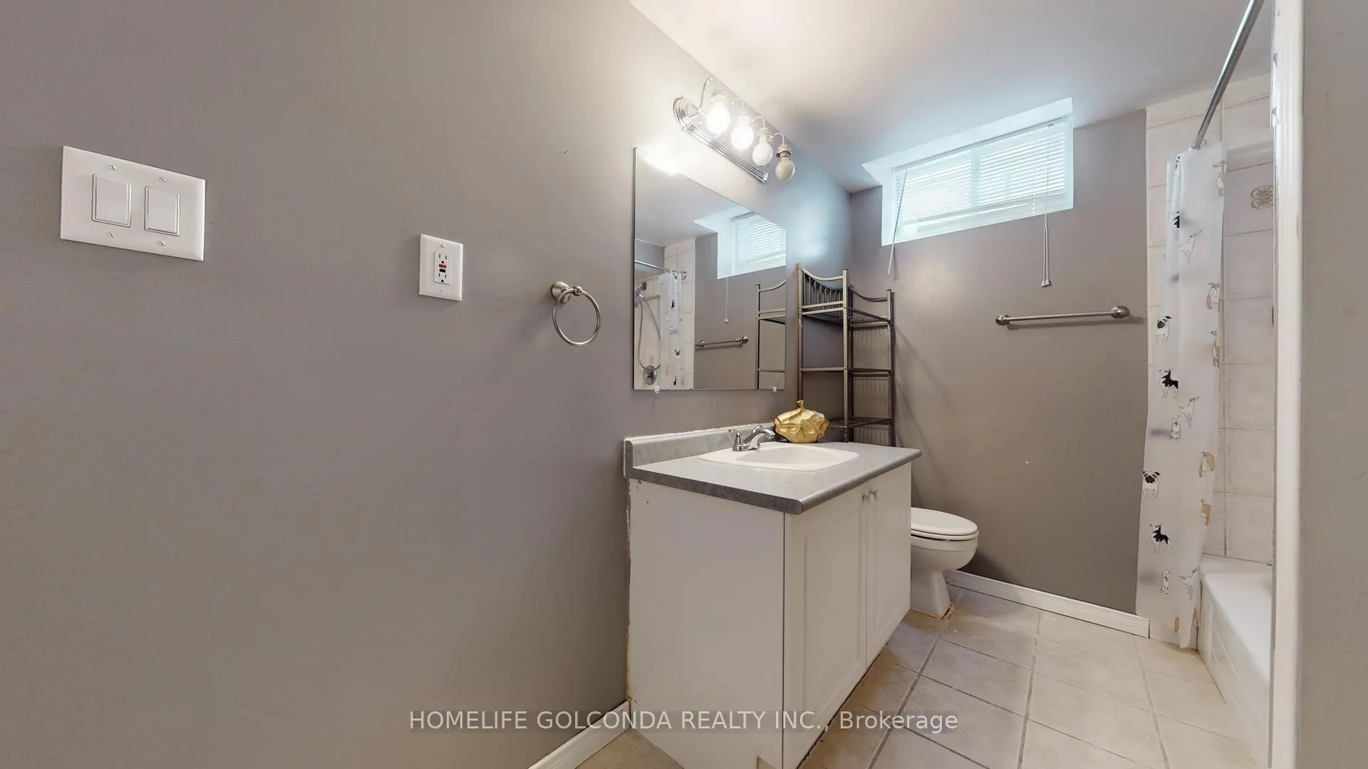 Photo 44 of 39 Etherington Crescent, Barrie, West Bayfield — HOMEH