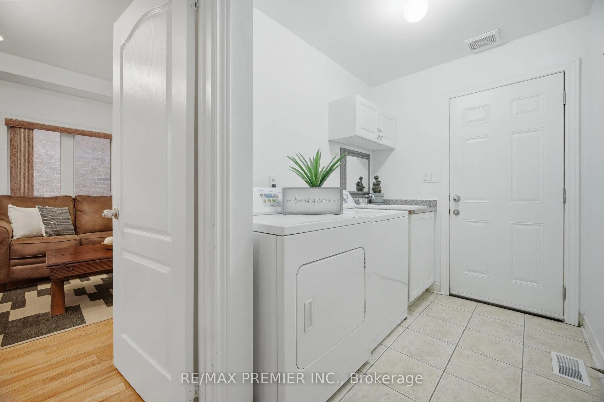 Photo 23 of 182 Chayna Crescent, Vaughan, Patterson — HOMEH