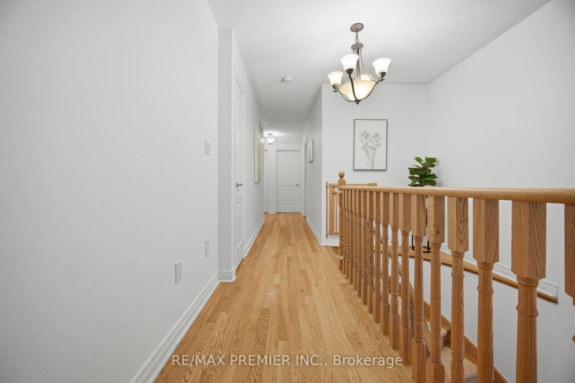 Photo 25 of 182 Chayna Crescent, Vaughan, Patterson — HOMEH