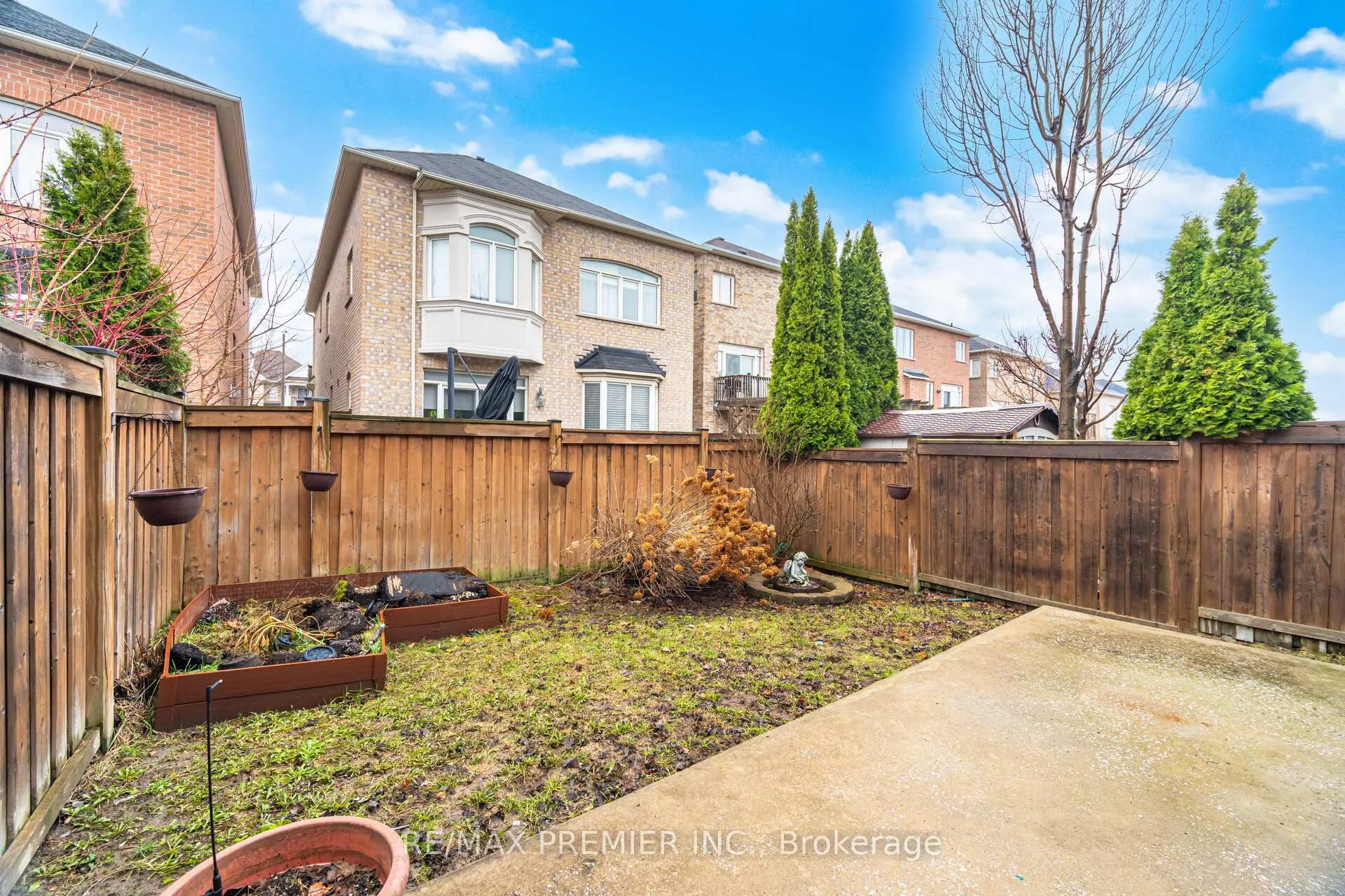 Photo 44 of 182 Chayna Crescent, Vaughan, Patterson — HOMEH