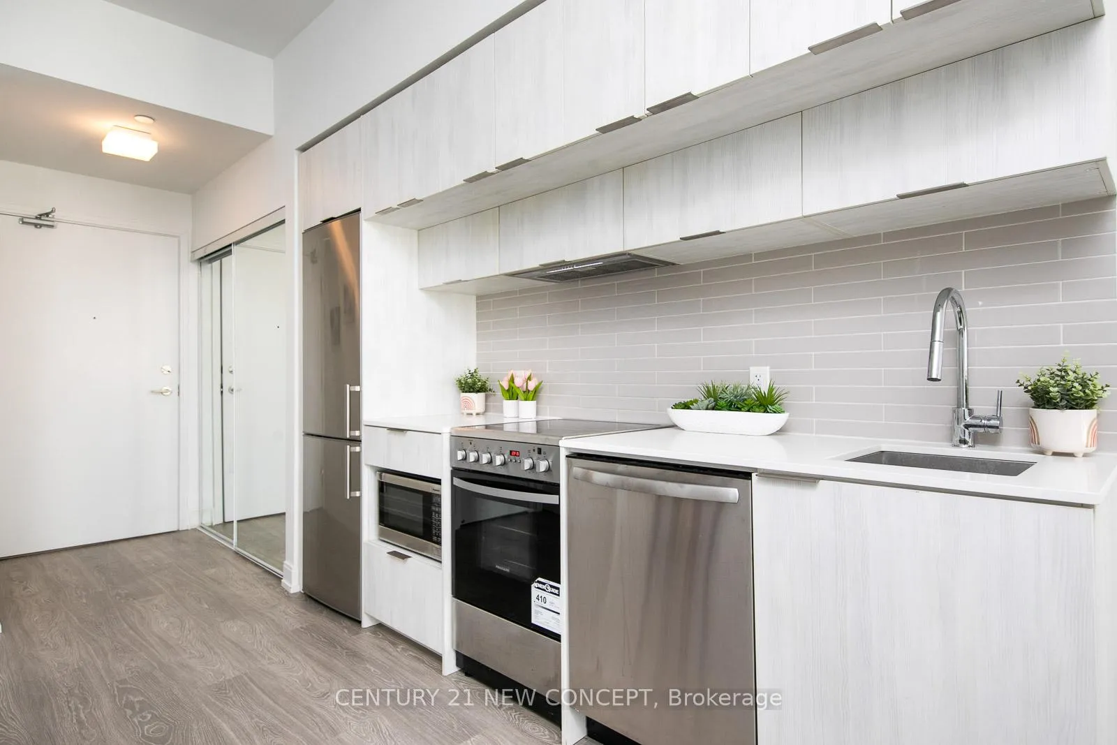 Photo 4 of Unit 4912, 181 Dundas Street E, Toronto, Moss Park — HOMEH