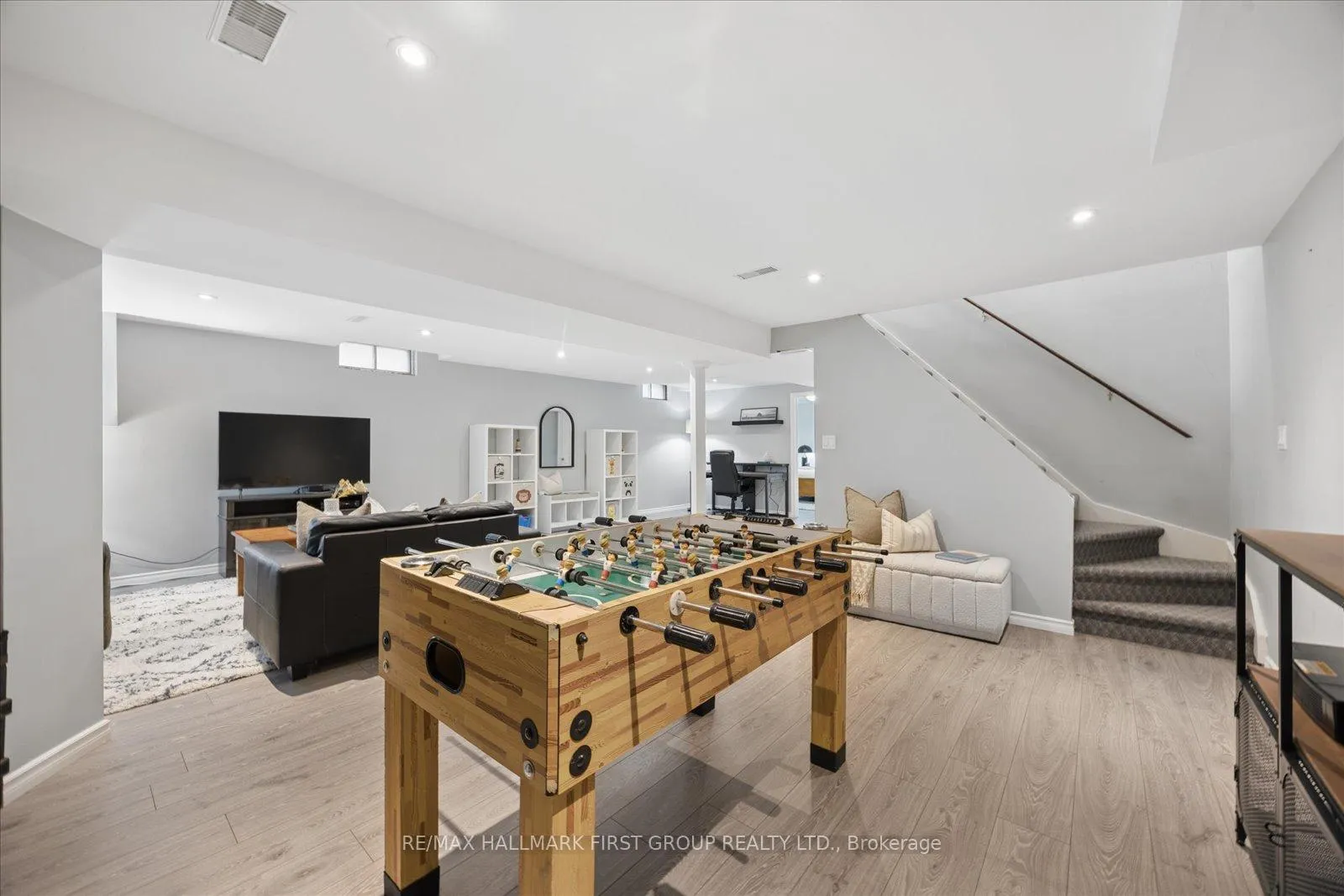 Photo 16 of 56 Longstaff Drive, Ajax, Central — HOMEH