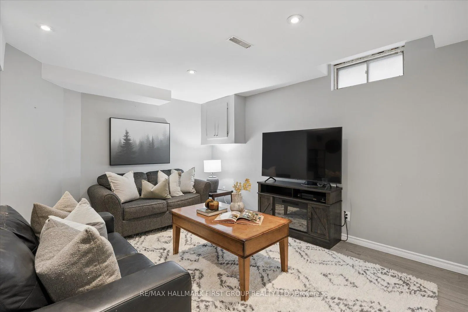 Photo 18 of 56 Longstaff Drive, Ajax, Central — HOMEH
