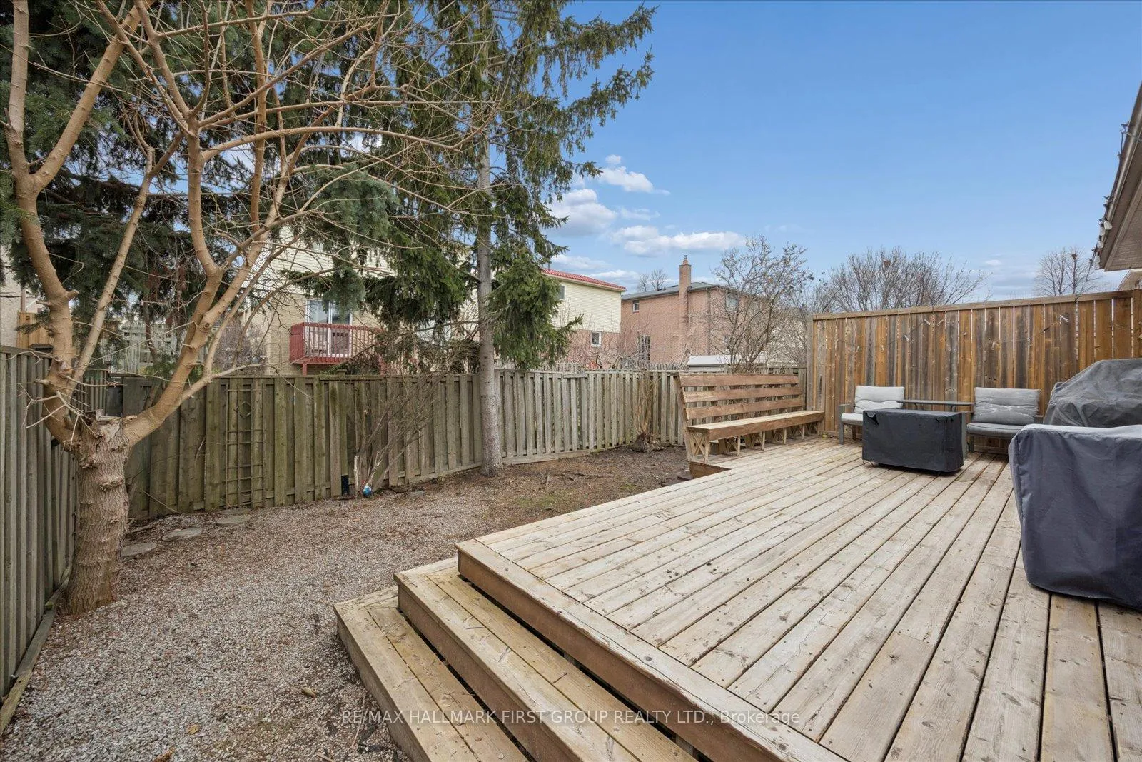 Photo 25 of 56 Longstaff Drive, Ajax, Central — HOMEH