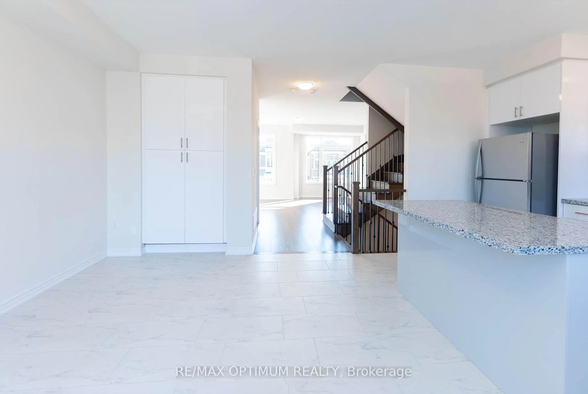 Photo 3 of 31 Camino Real Drive, Caledon, Rural Caledon — HOMEH