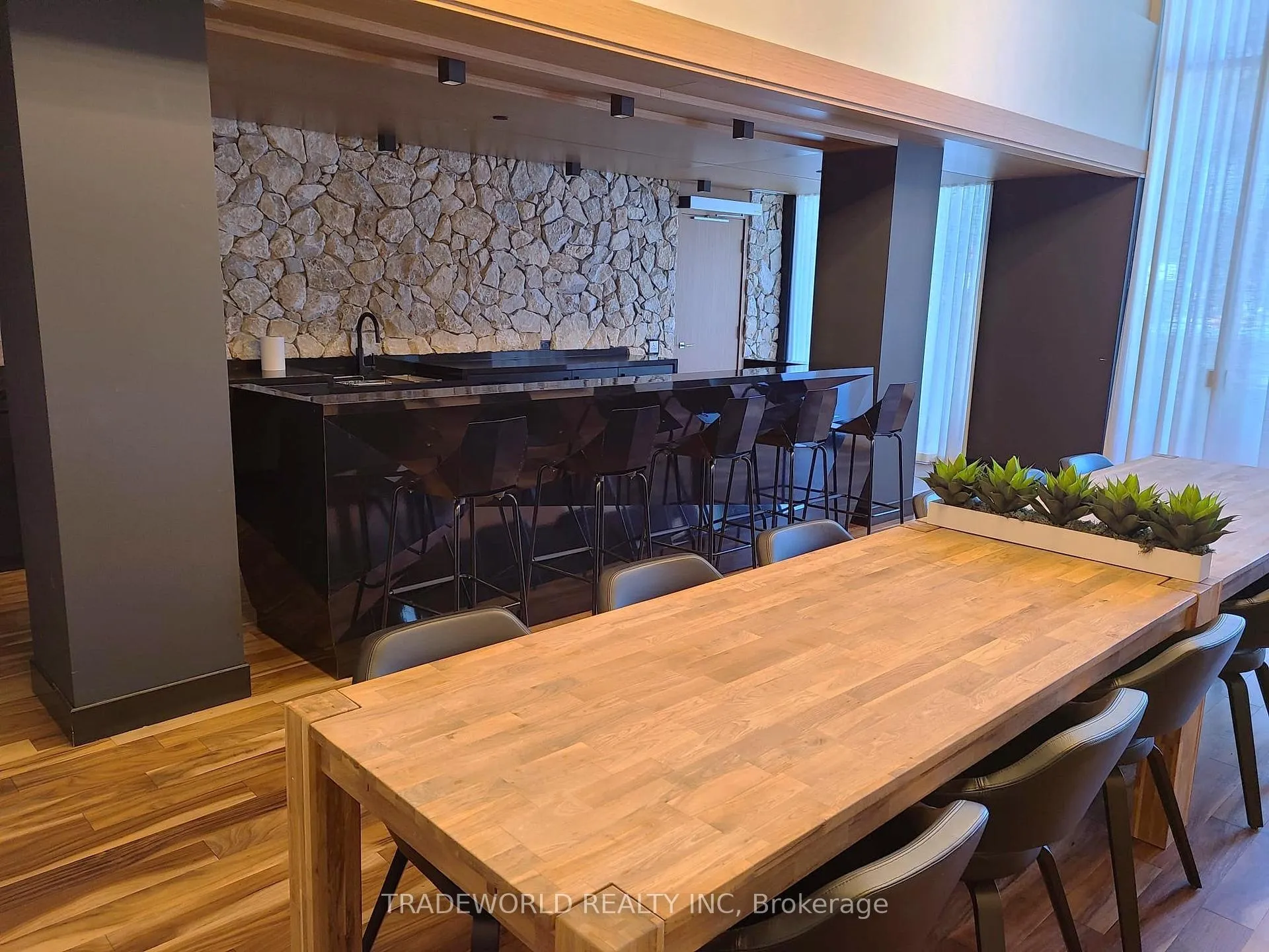 Photo 15 of Unit 707, 10 Rouge Valley Drive W, Markham, Unionville — HOMEH