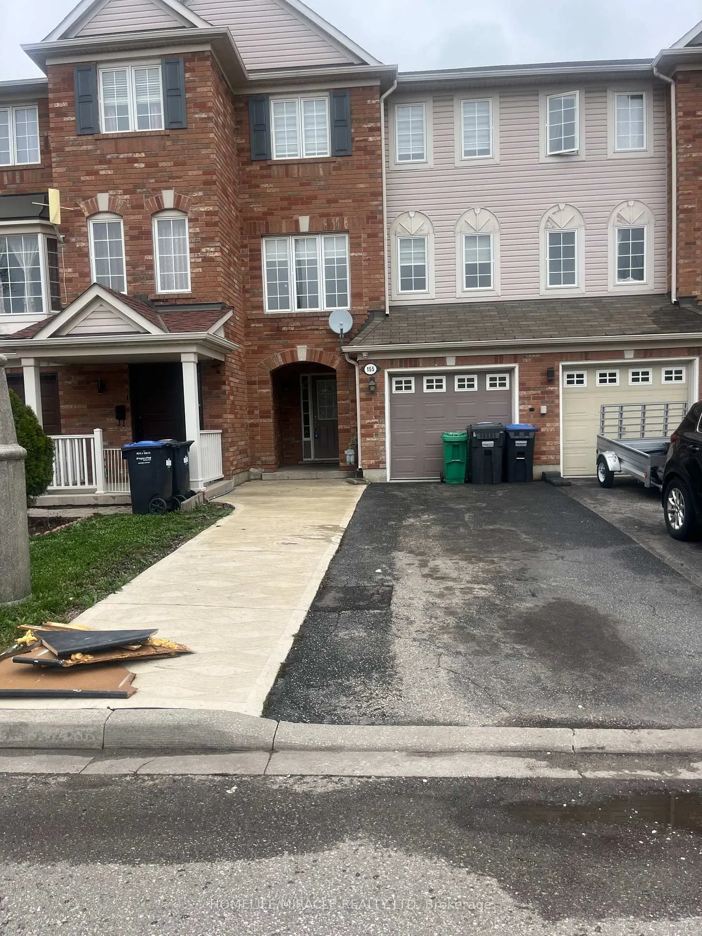 Photo 1 of 155 Decker Hollow Crescent, Brampton, Credit Valley — HOMEH