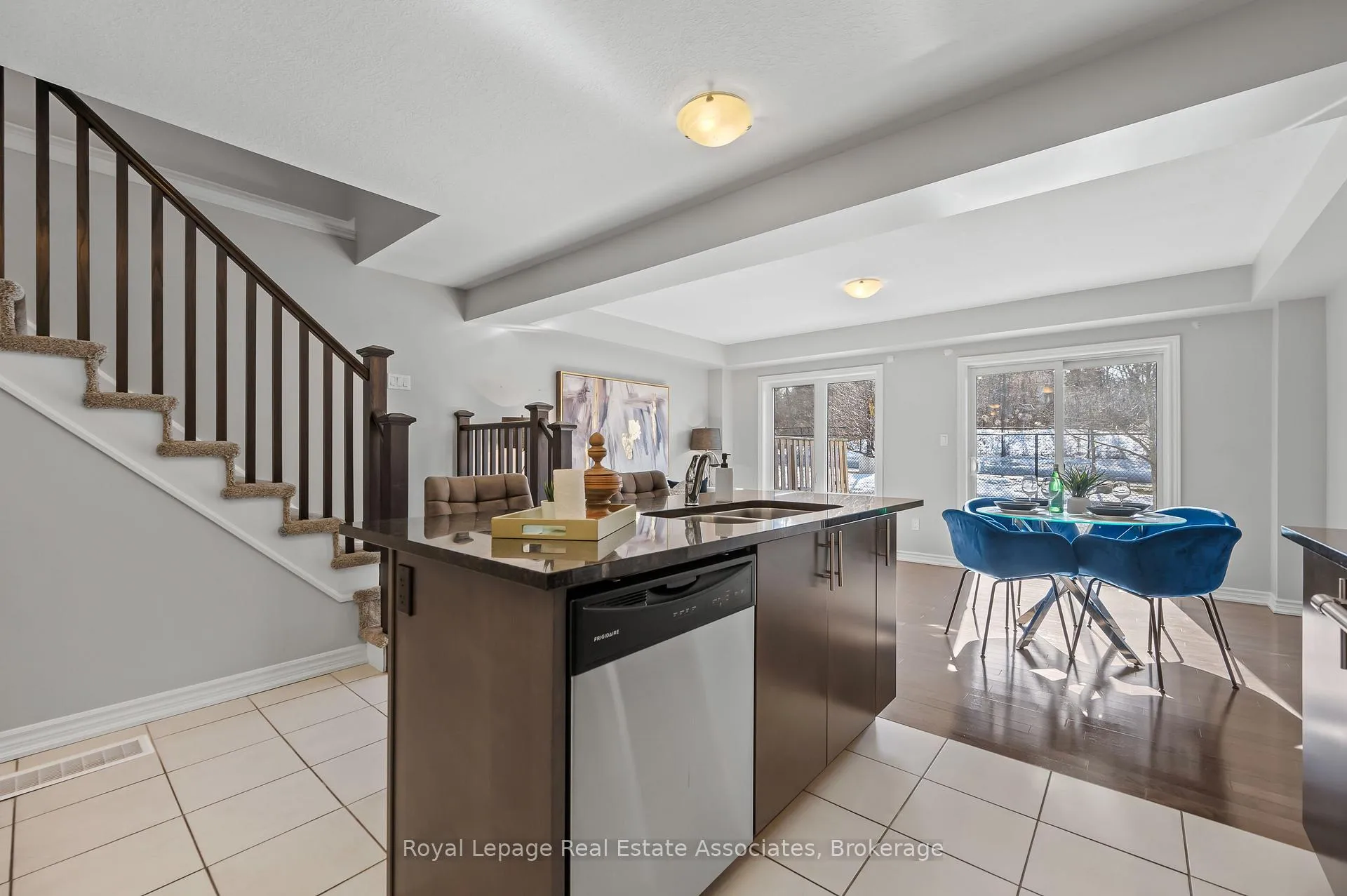 Photo 11 of 70 Hawkins Drive, Guelph, Pineridge/Westminster Woods — HOMEH