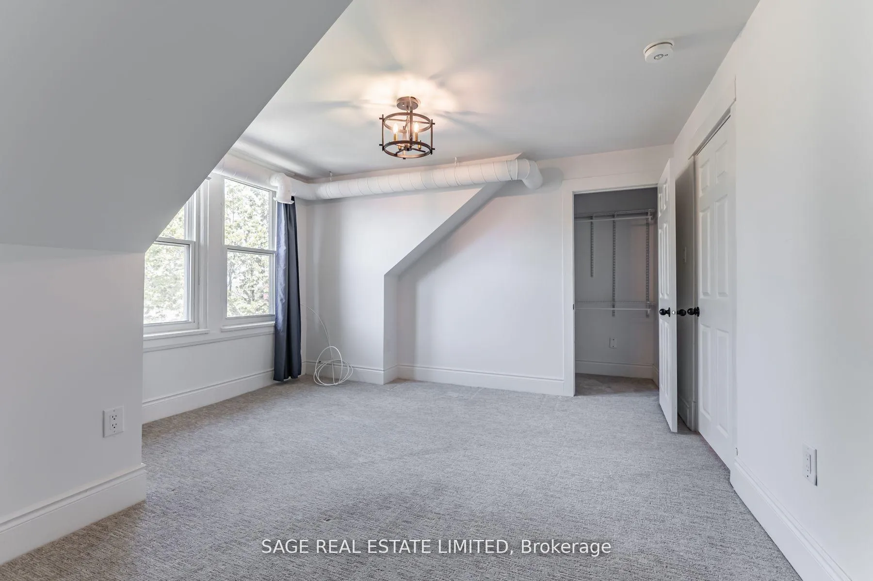 Photo 6 of Unit 3rd, 459 Aberdeen Avenue, Hamilton, Kirkendall — HOMEH