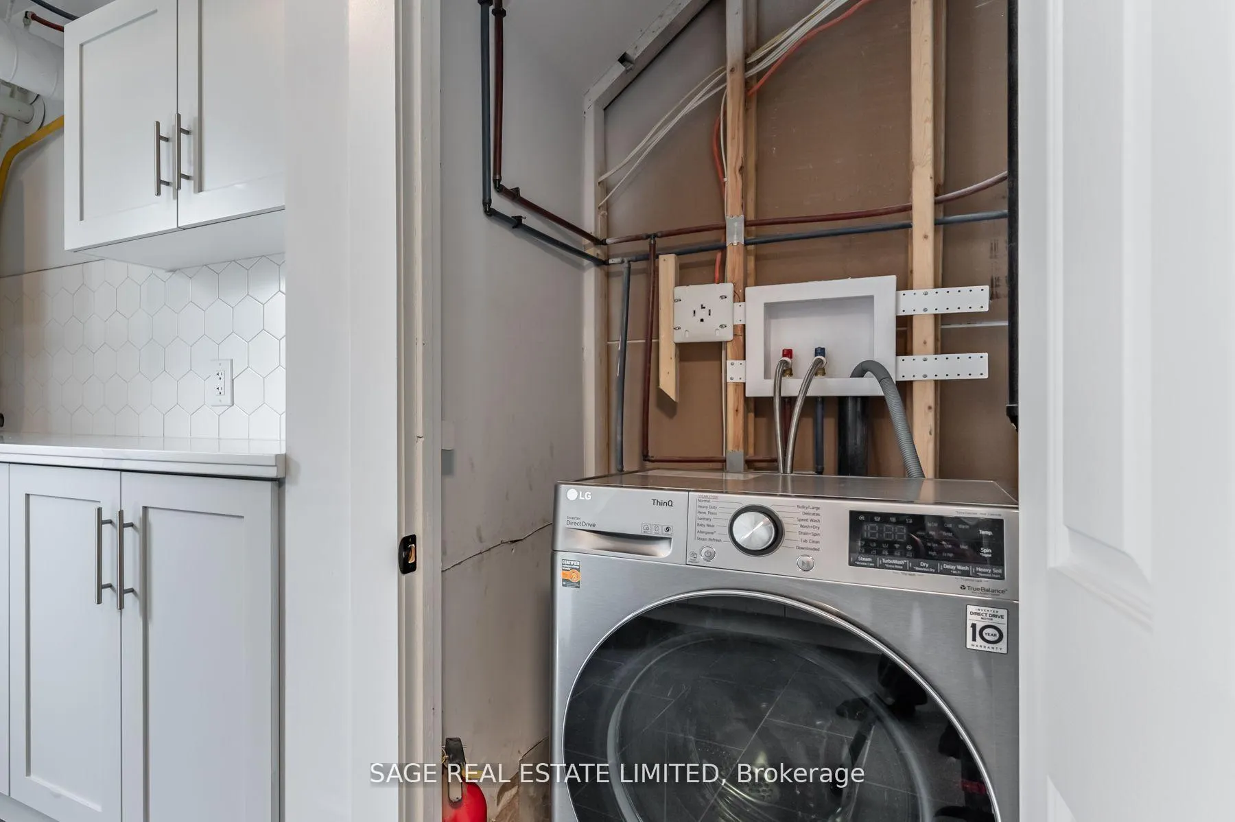 Photo 18 of Unit 3rd, 459 Aberdeen Avenue, Hamilton, Kirkendall — HOMEH