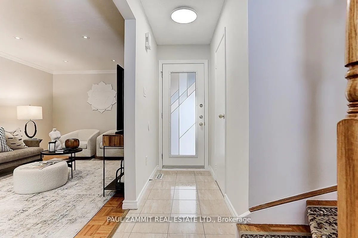 Photo 5 of 116 Rejane Crescent, Vaughan, Crestwood-Springfarm-Yorkhill — HOMEH