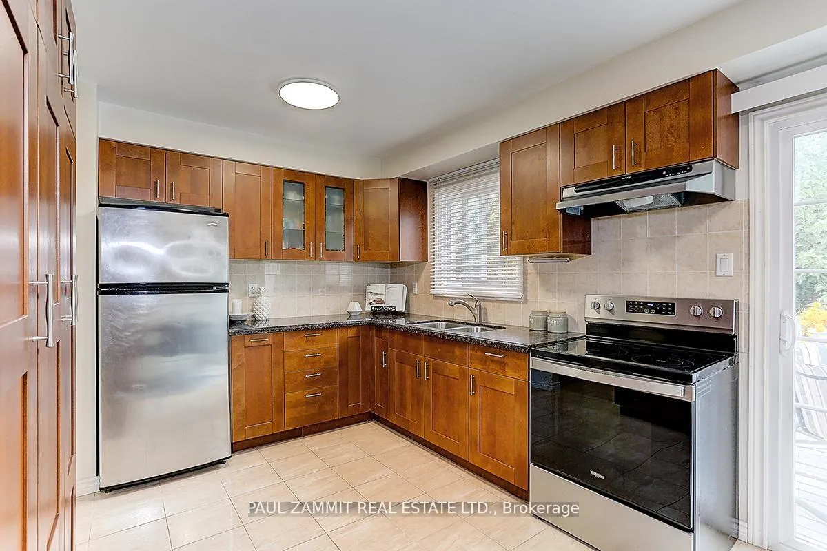 Photo 13 of 116 Rejane Crescent, Vaughan, Crestwood-Springfarm-Yorkhill — HOMEH