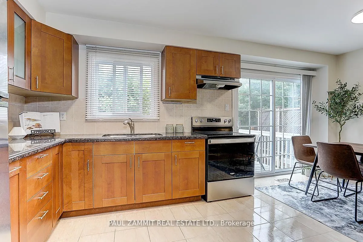 Photo 14 of 116 Rejane Crescent, Vaughan, Crestwood-Springfarm-Yorkhill — HOMEH
