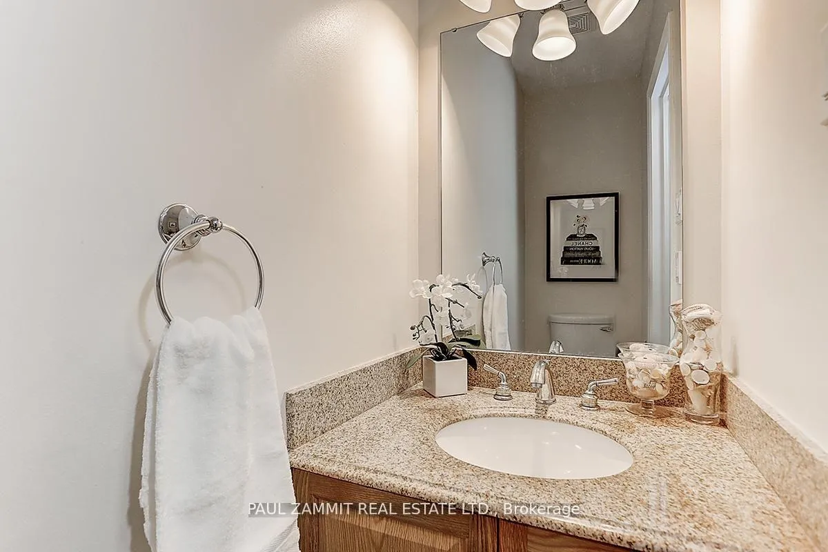 Photo 16 of 116 Rejane Crescent, Vaughan, Crestwood-Springfarm-Yorkhill — HOMEH