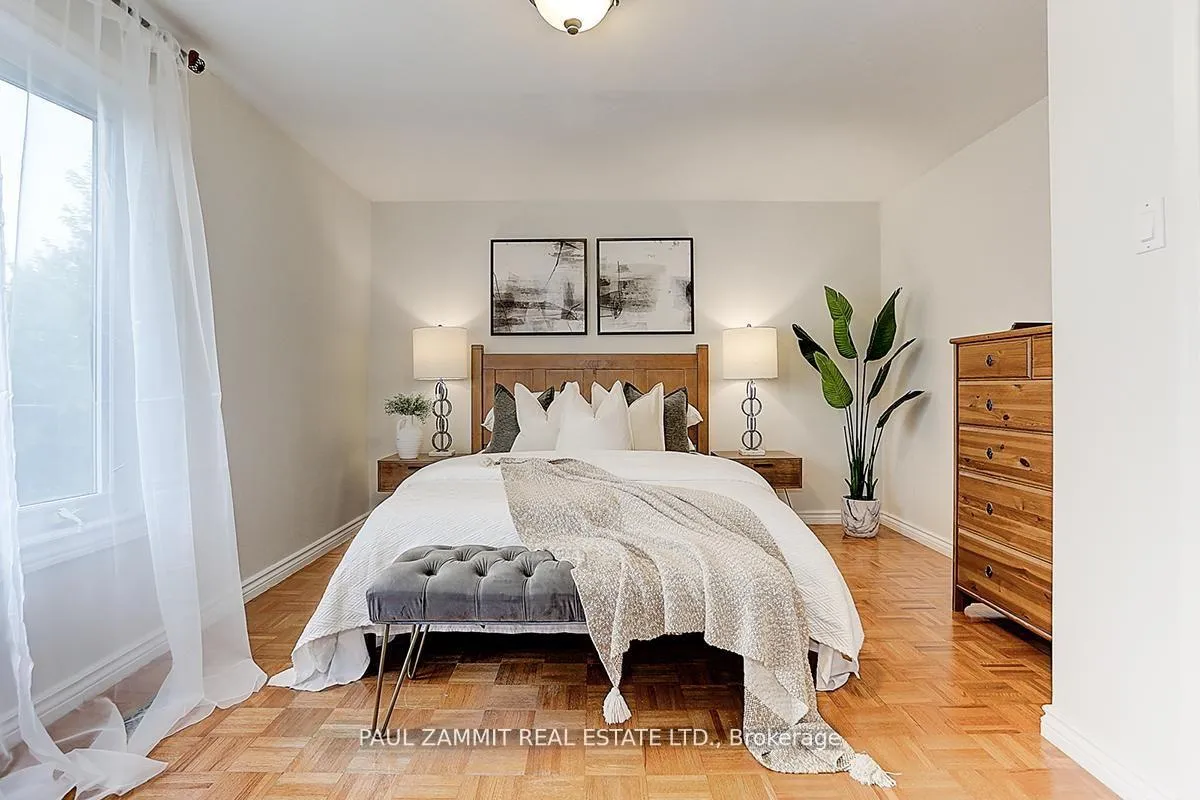 Photo 17 of 116 Rejane Crescent, Vaughan, Crestwood-Springfarm-Yorkhill — HOMEH