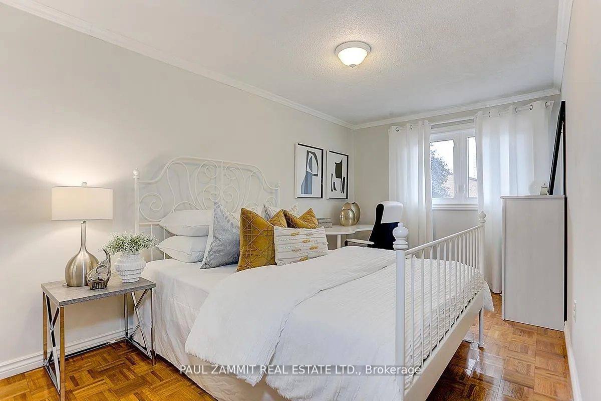 Photo 21 of 116 Rejane Crescent, Vaughan, Crestwood-Springfarm-Yorkhill — HOMEH