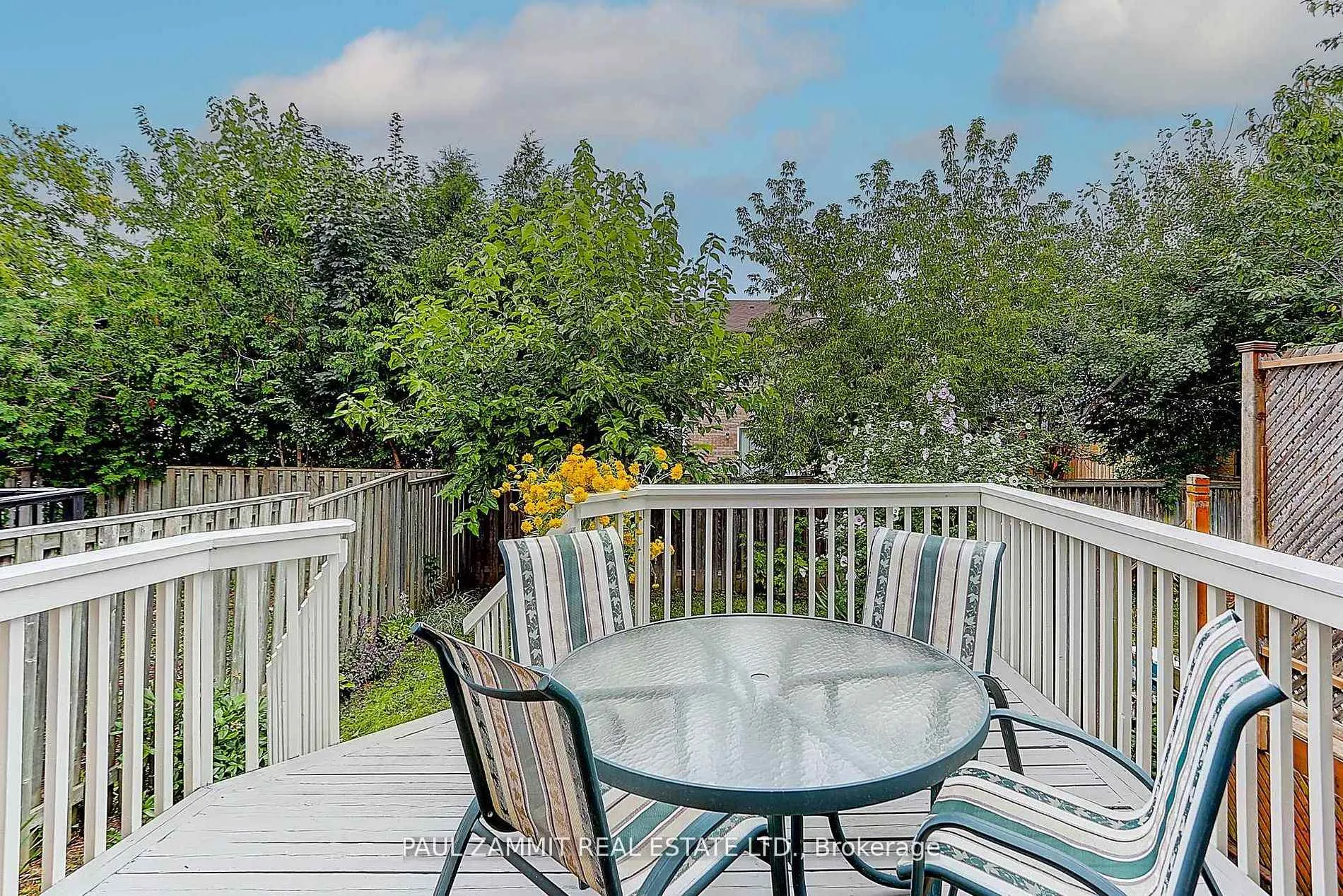 Photo 27 of 116 Rejane Crescent, Vaughan, Crestwood-Springfarm-Yorkhill — HOMEH
