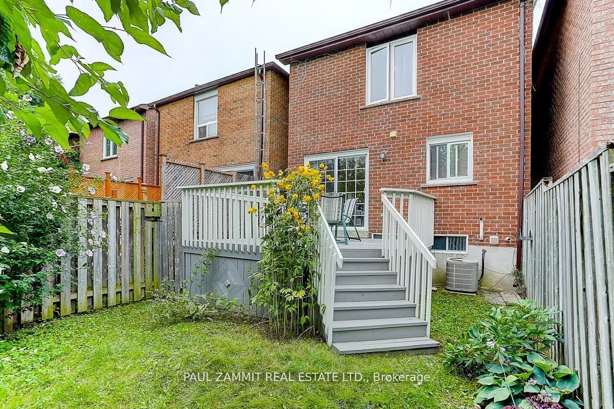 Photo 30 of 116 Rejane Crescent, Vaughan, Crestwood-Springfarm-Yorkhill — HOMEH