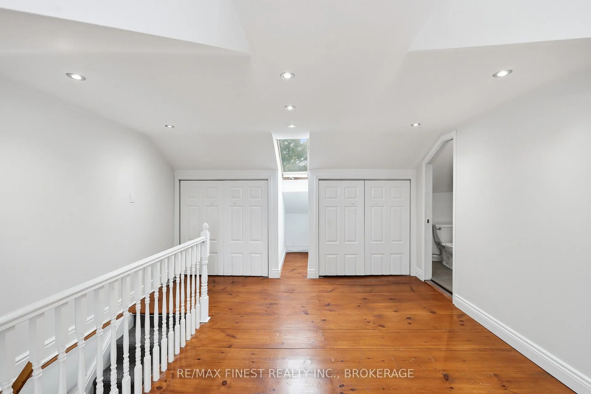 Photo 32 of 110 Yonge Street, Kingston, Central City West — HOMEH