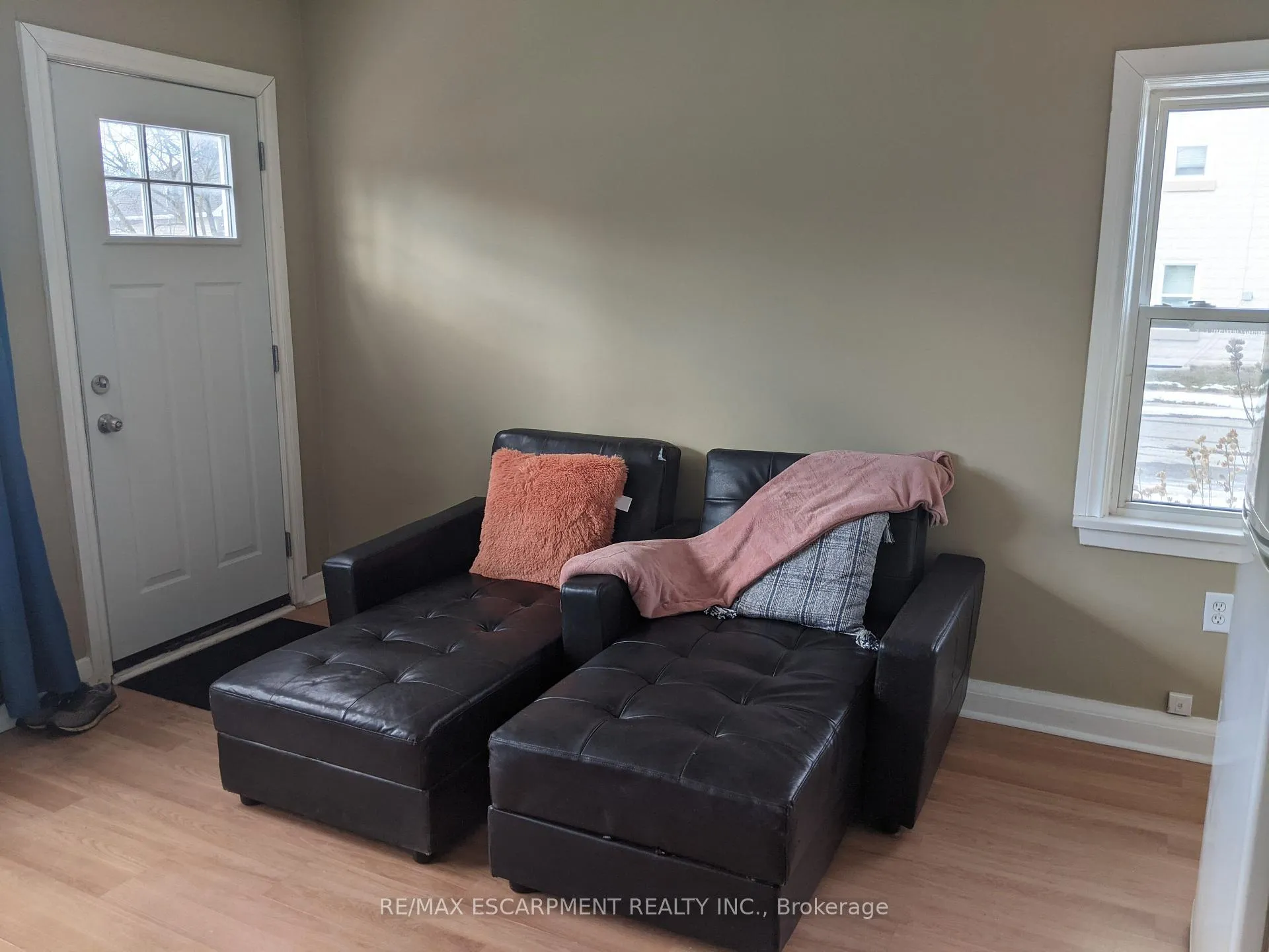 Photo 7 of Unit 4, 63 Pelham Road E, St. Catharines, Western Hill — HOMEH