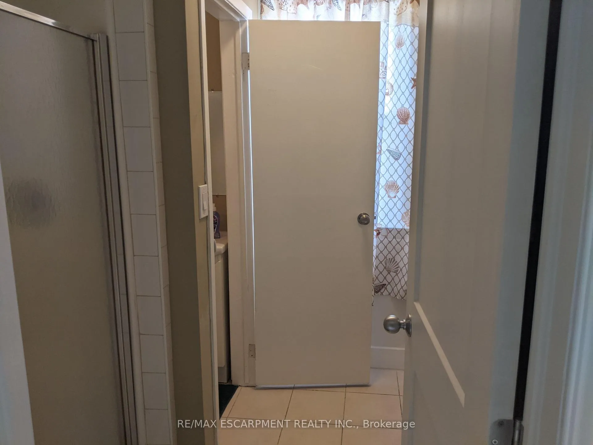 Photo 9 of Unit 4, 63 Pelham Road E, St. Catharines, Western Hill — HOMEH