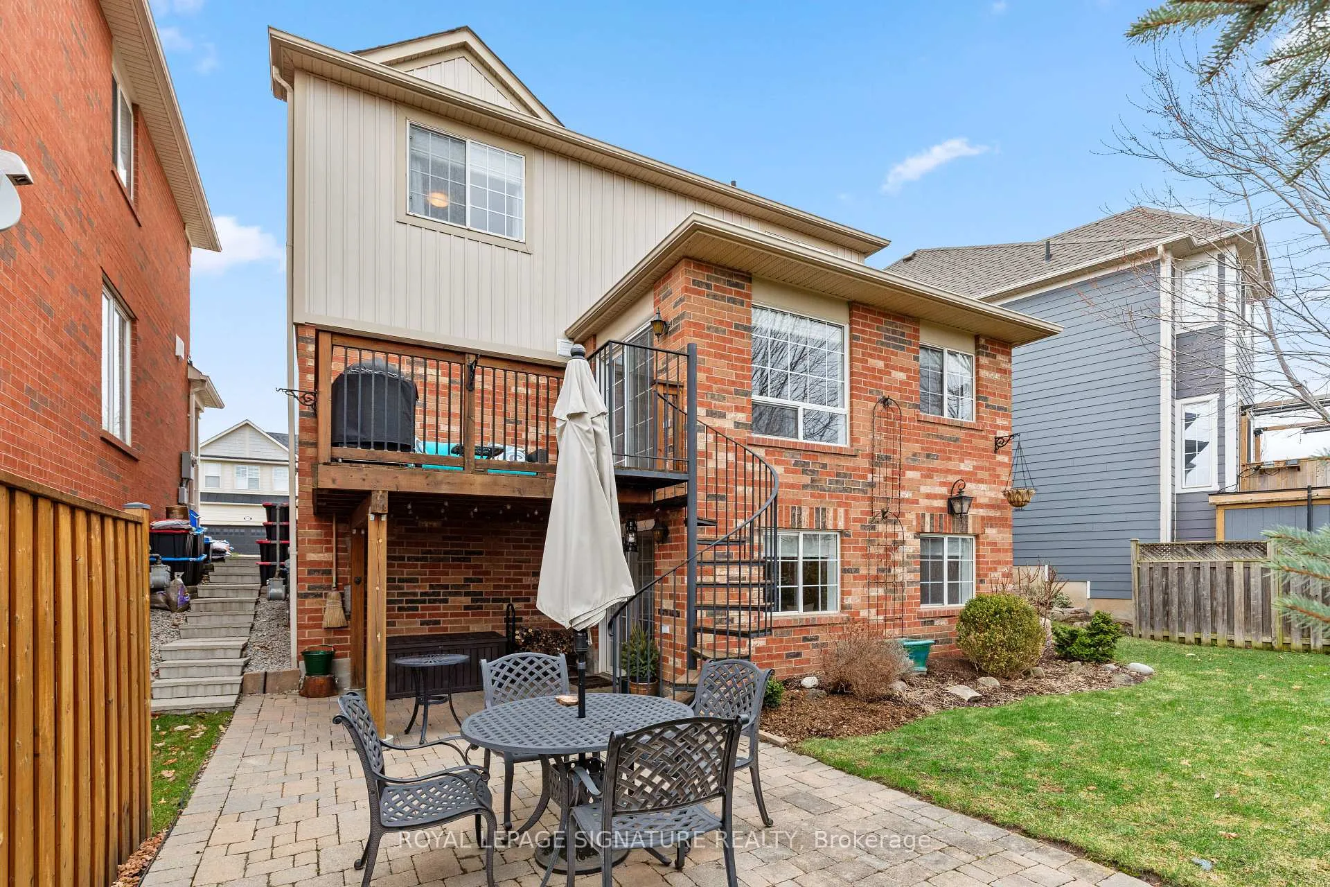 Photo 31 of 1247 Robson Crescent, Milton, Beaty — HOMEH