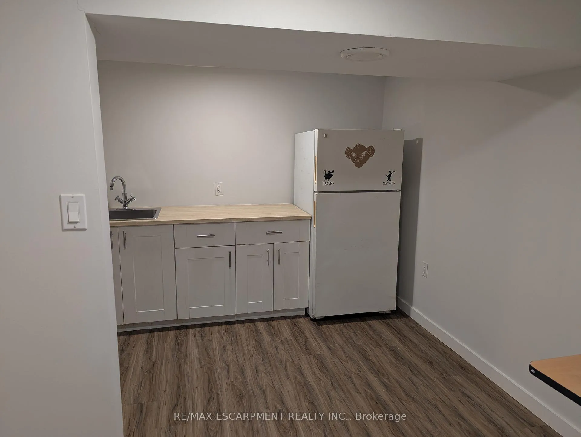 Photo 3 of Unit 5, 63 Pelham Road, St. Catharines, Western Hill — HOMEH