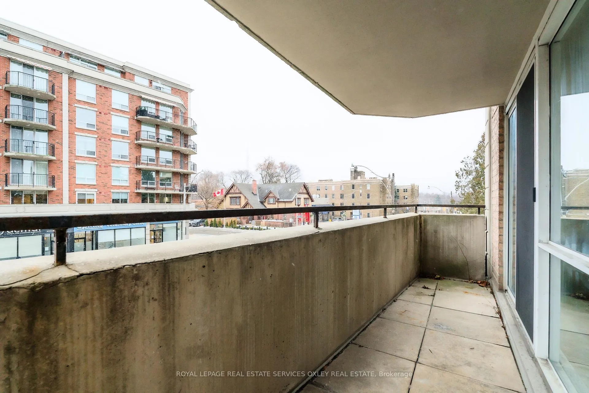 Photo 4 of Unit 202, 3130 Yonge Street, Toronto, Lawrence Park North — HOMEH