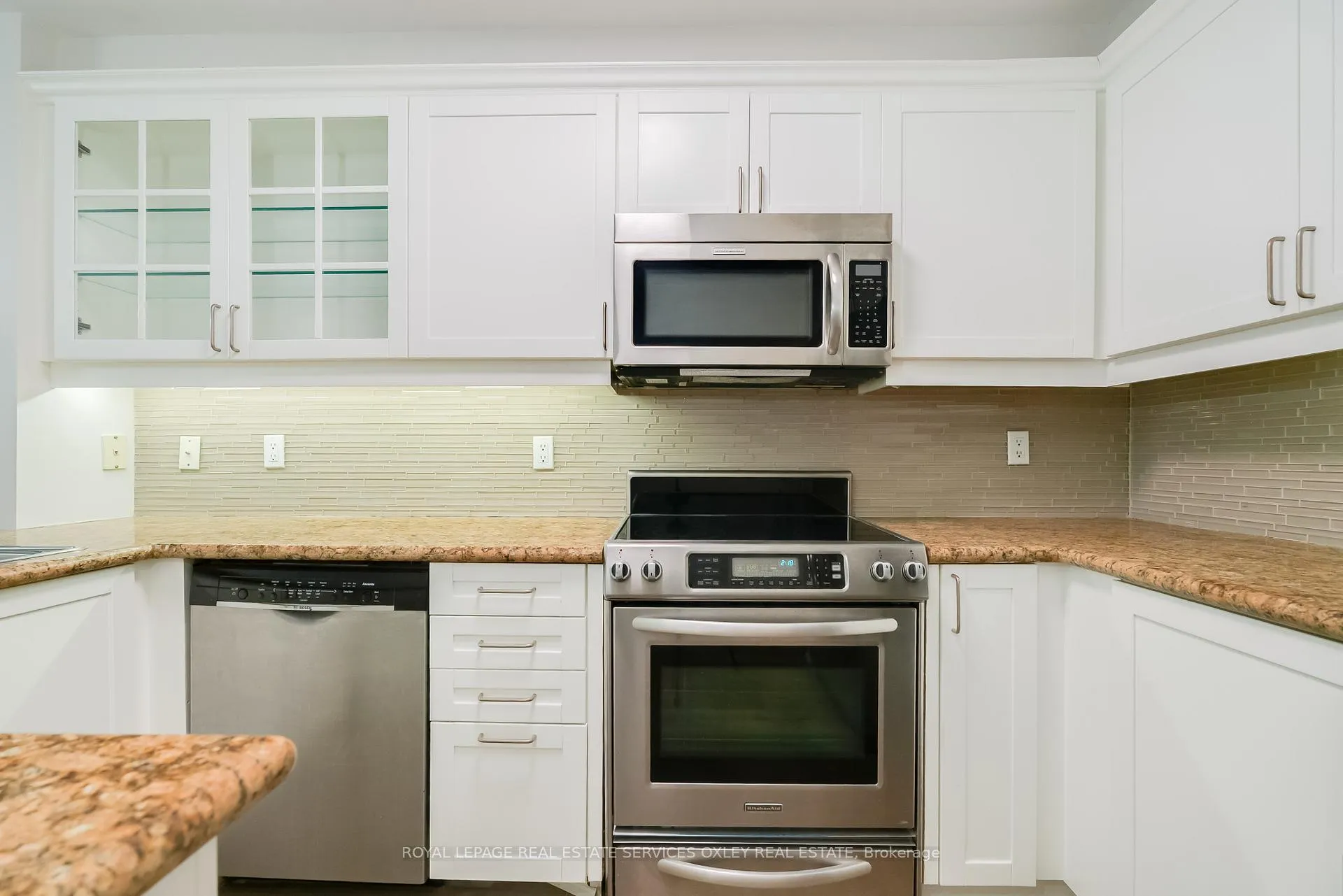 Photo 8 of Unit 202, 3130 Yonge Street, Toronto, Lawrence Park North — HOMEH