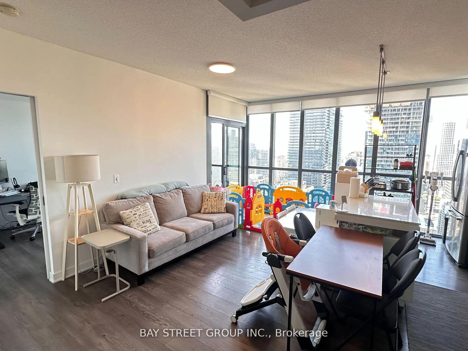 Photo 2 of Unit 3704, 110 Charles Street E, Toronto, Church-Yonge Corridor — HOMEH
