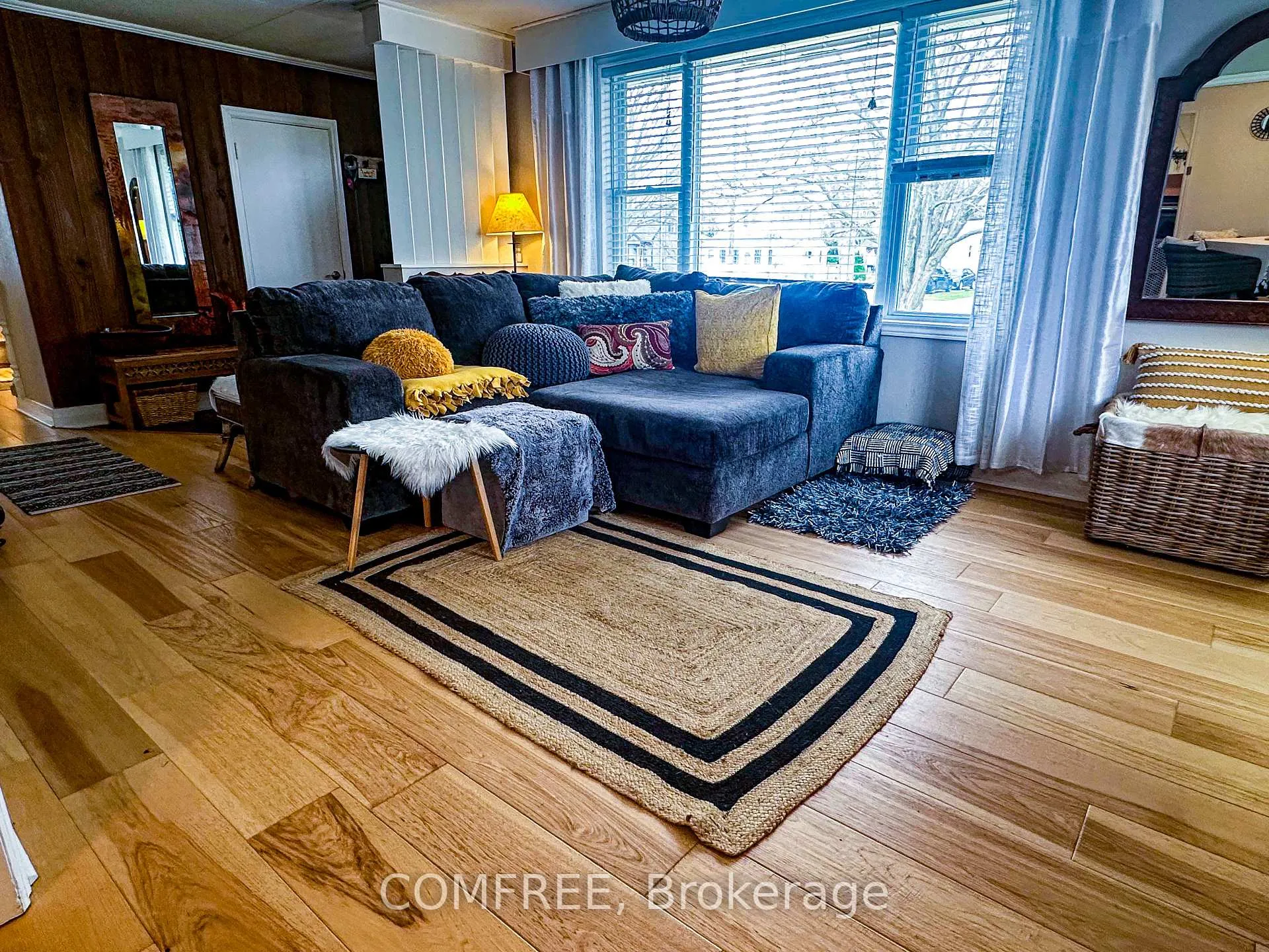 Photo 3 of 38 South Edgeware Road, St. Thomas — HOMEH