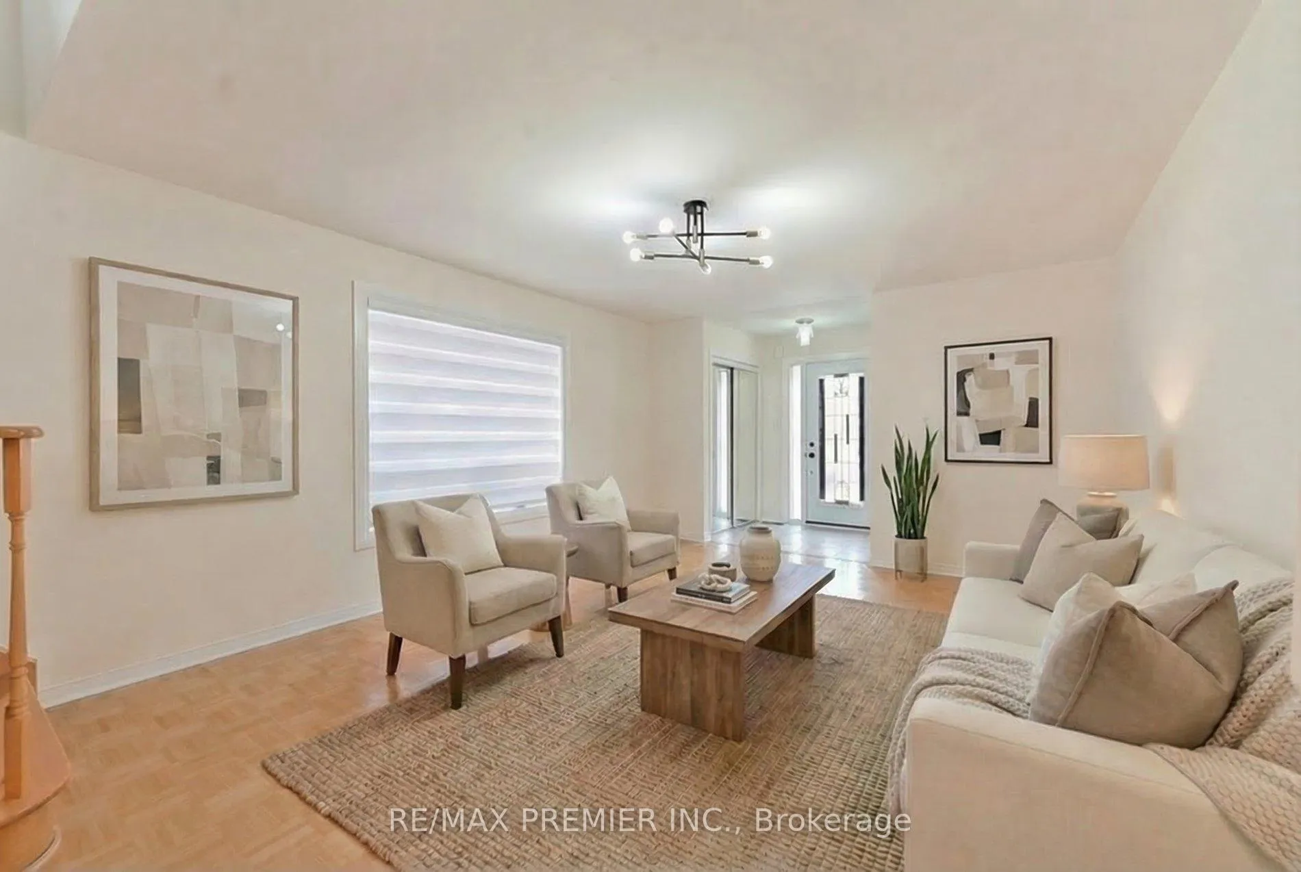 Photo 1 of 152 Laurelhurst Crescent, Vaughan, Vellore Village — HOMEH