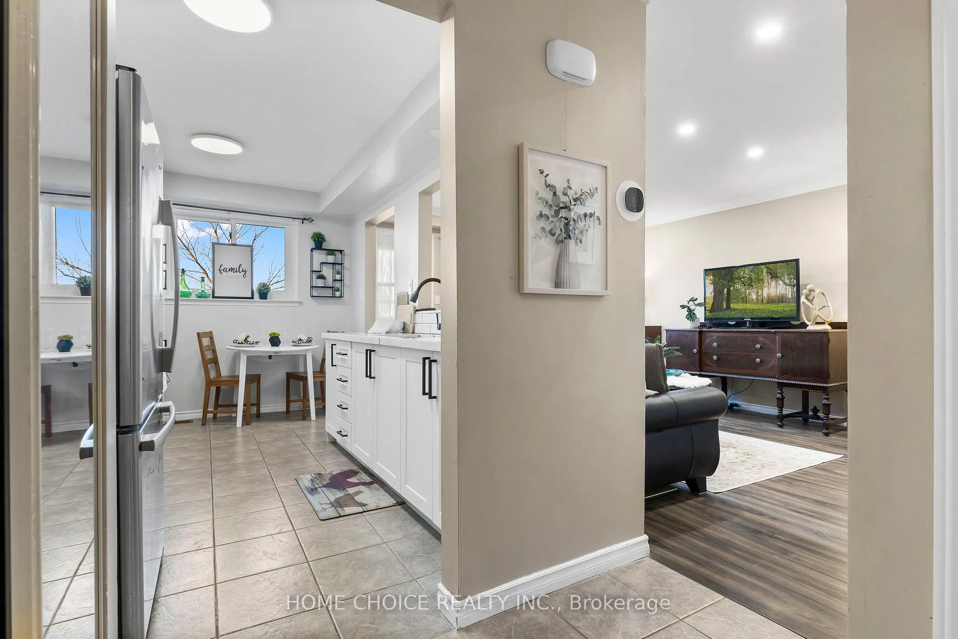 Photo 5 of Unit 38, 120 Nonquon Road W, Oshawa, Centennial — HOMEH
