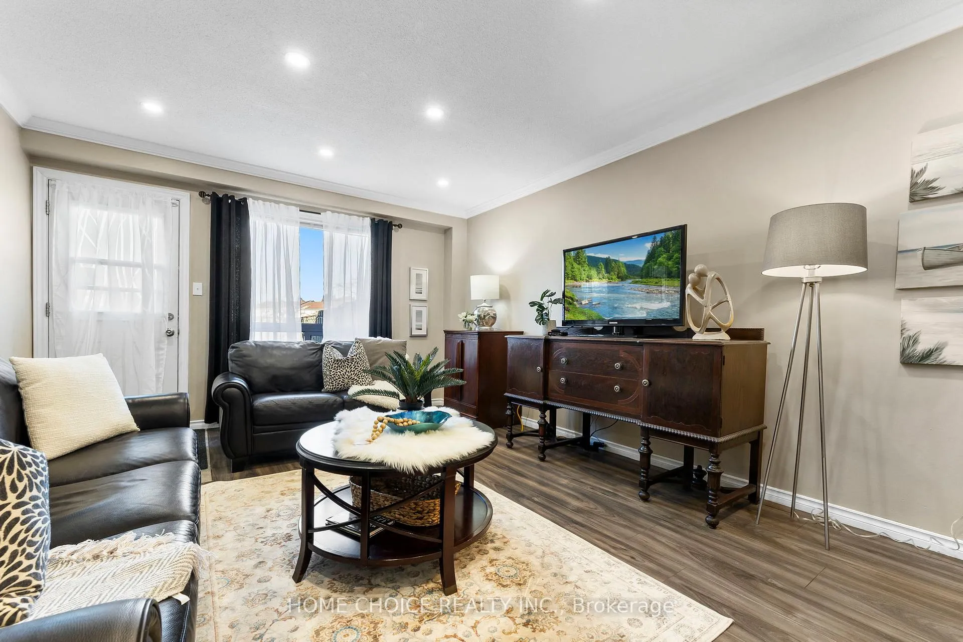 Photo 12 of Unit 38, 120 Nonquon Road W, Oshawa, Centennial — HOMEH