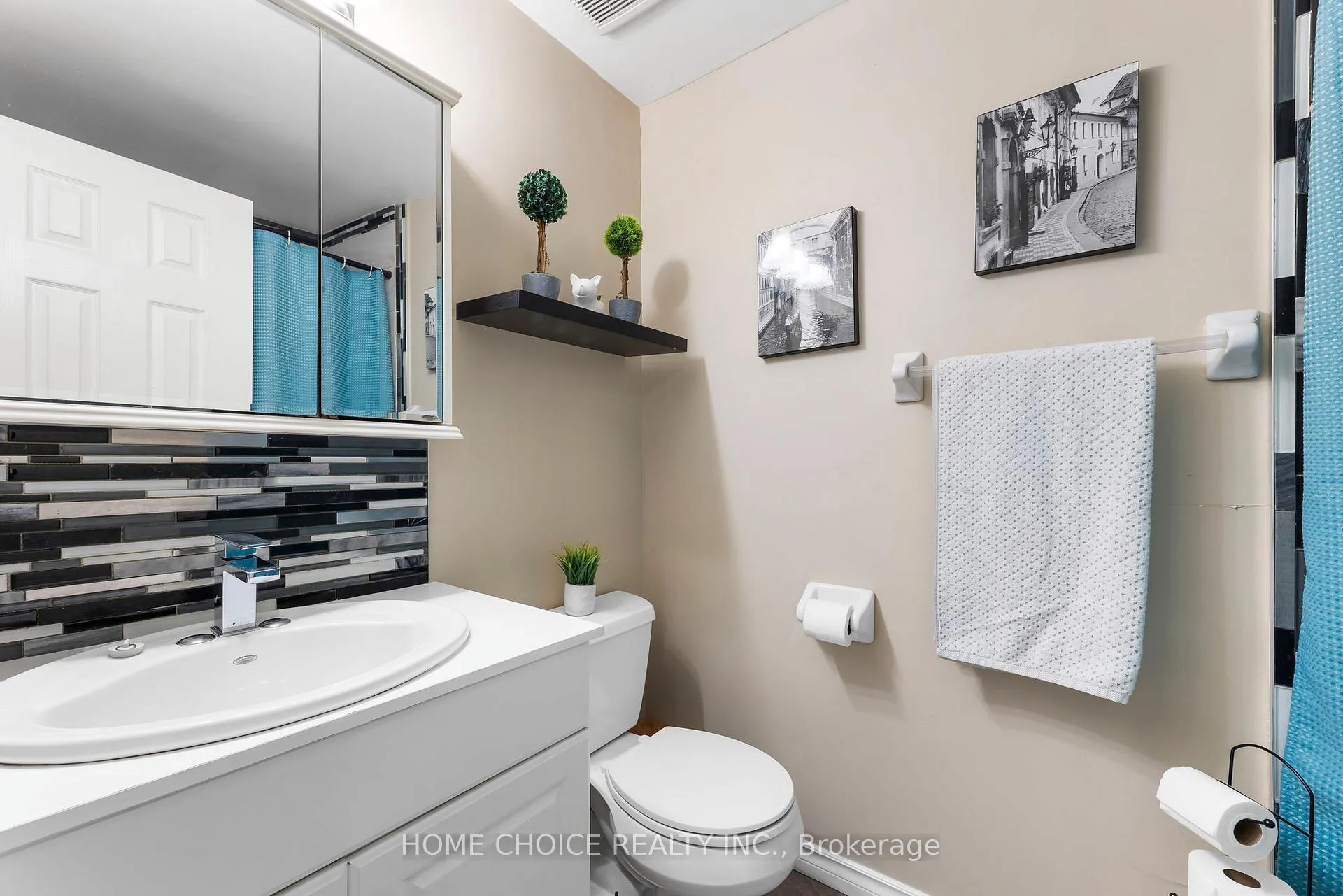 Photo 14 of Unit 38, 120 Nonquon Road W, Oshawa, Centennial — HOMEH