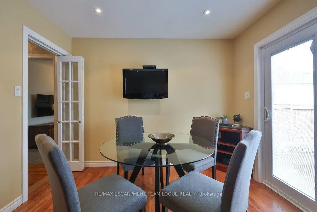 Photo 15 of 2111 Kevin Crescent, Burlington, Headon — HOMEH