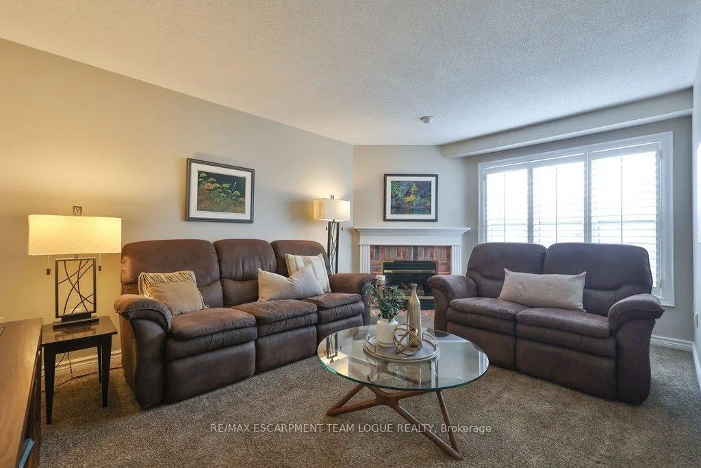 Photo 16 of 2111 Kevin Crescent, Burlington, Headon — HOMEH