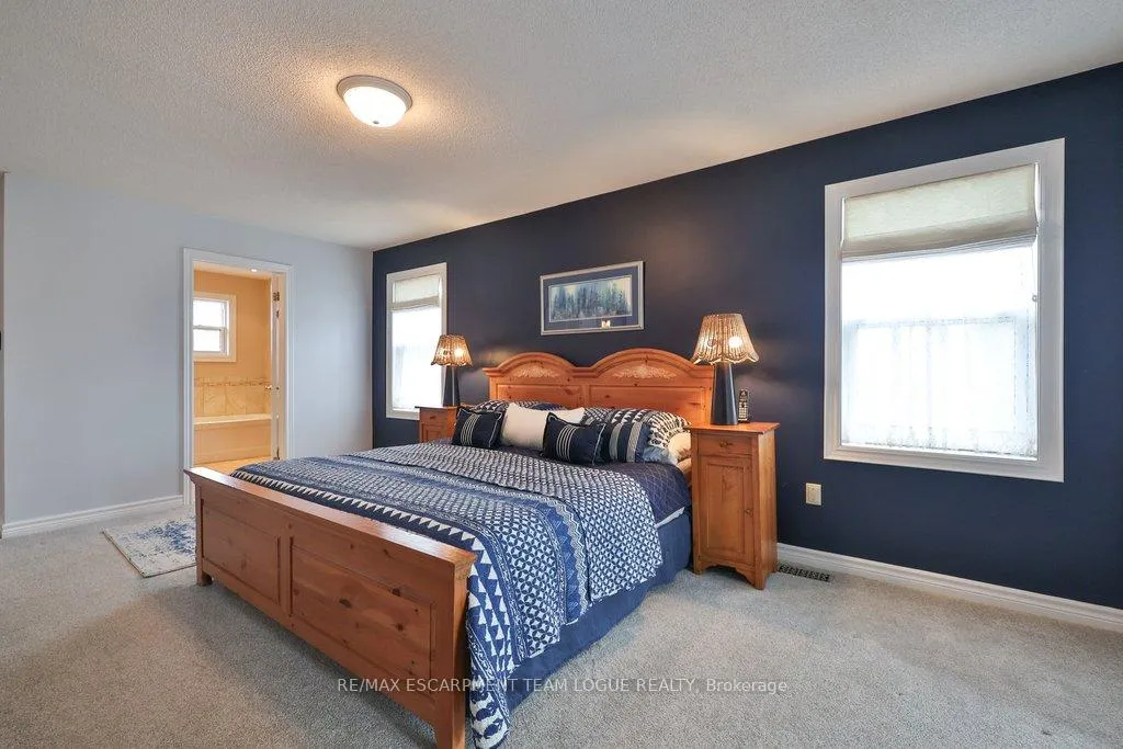 Photo 23 of 2111 Kevin Crescent, Burlington, Headon — HOMEH