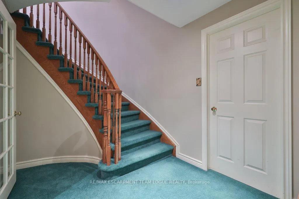 Photo 40 of 2111 Kevin Crescent, Burlington, Headon — HOMEH