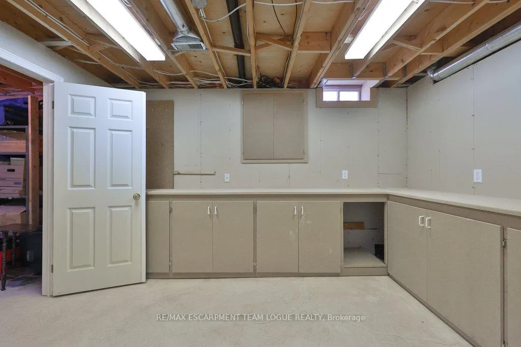 Photo 42 of 2111 Kevin Crescent, Burlington, Headon — HOMEH