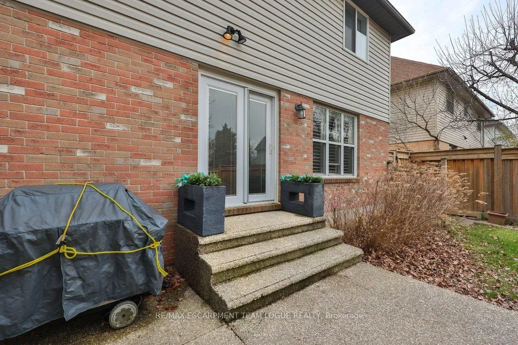 Photo 43 of 2111 Kevin Crescent, Burlington, Headon — HOMEH