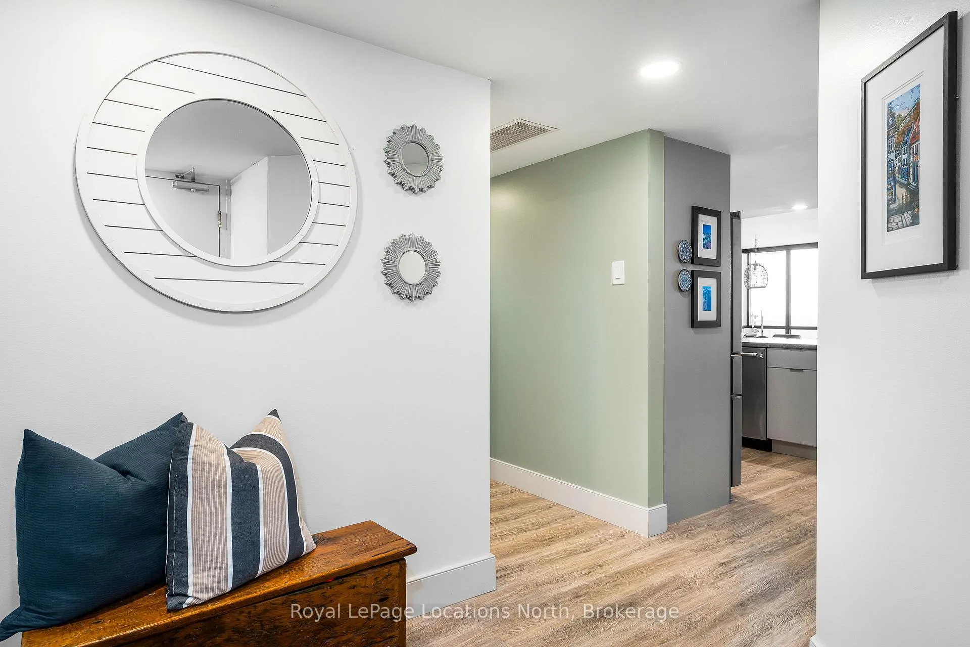 Photo 4 of Unit 901, 24 Ramblings Way, Collingwood — HOMEH